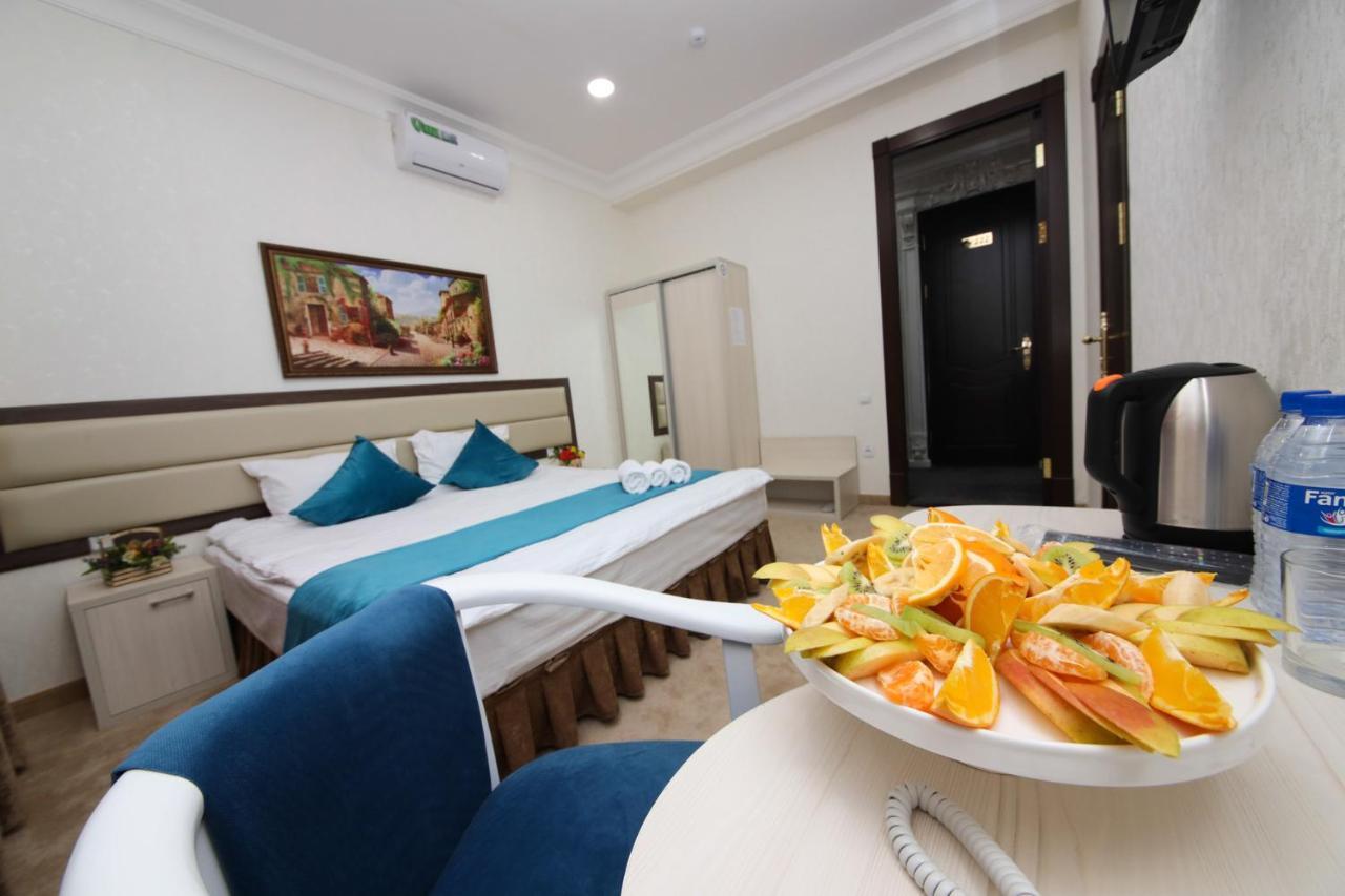 Hotel Globus Tashkent Esterno foto